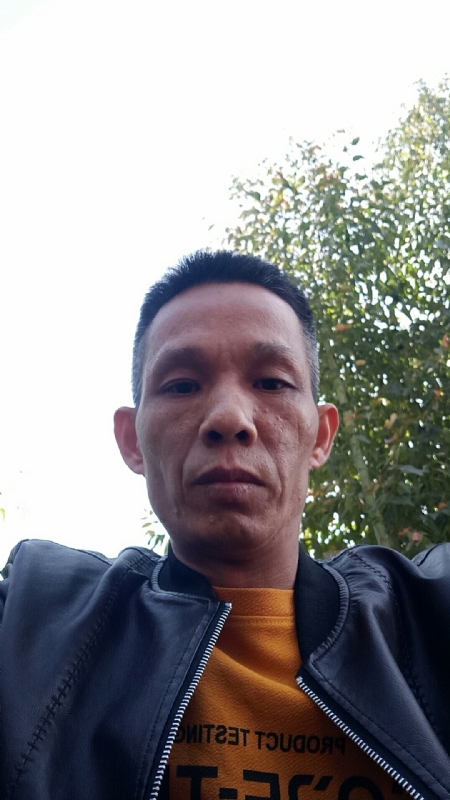 寻她的第一张照片--五华父母相亲团